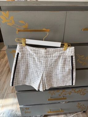 Club Monaco White Tweed High-Waist Shorts with Black Trim